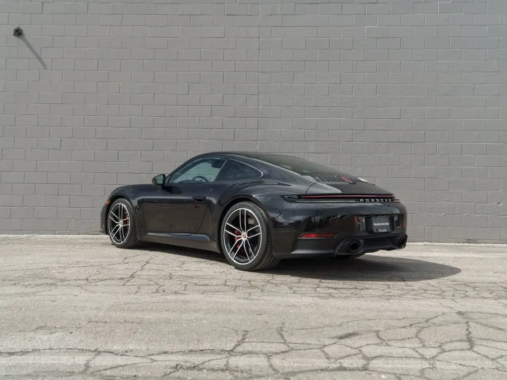 2026 Porsche 911 S - Photo 24