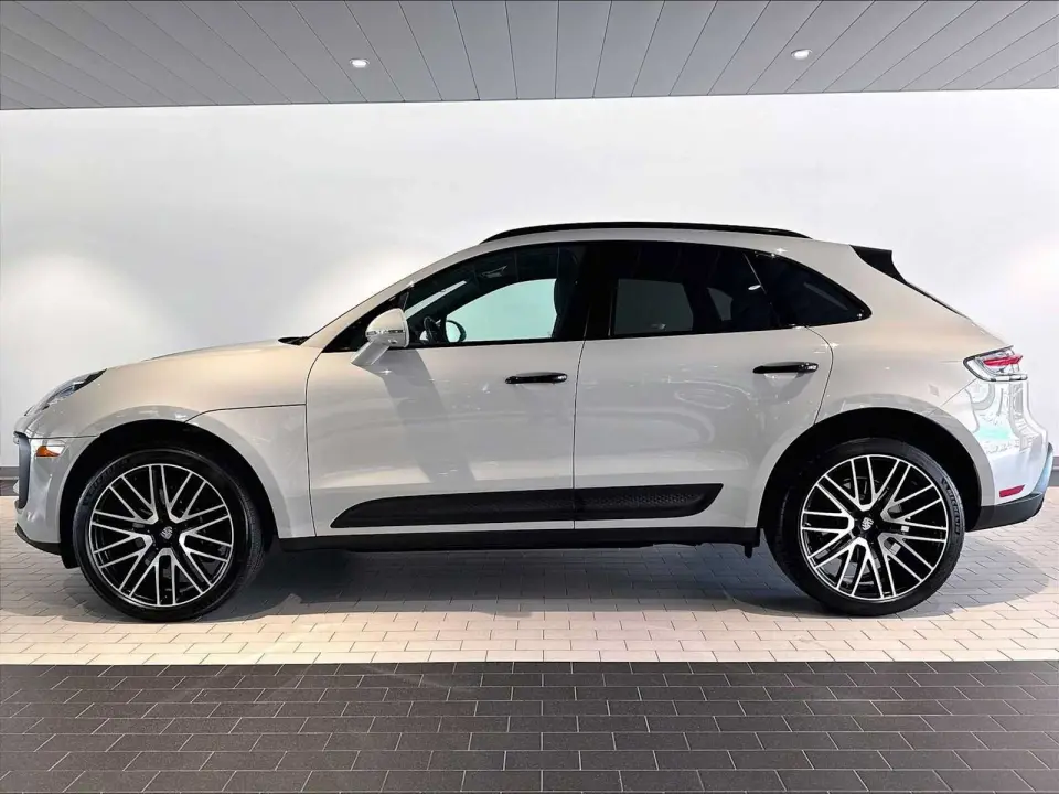 2026 Porsche Macan Base - Photo 15