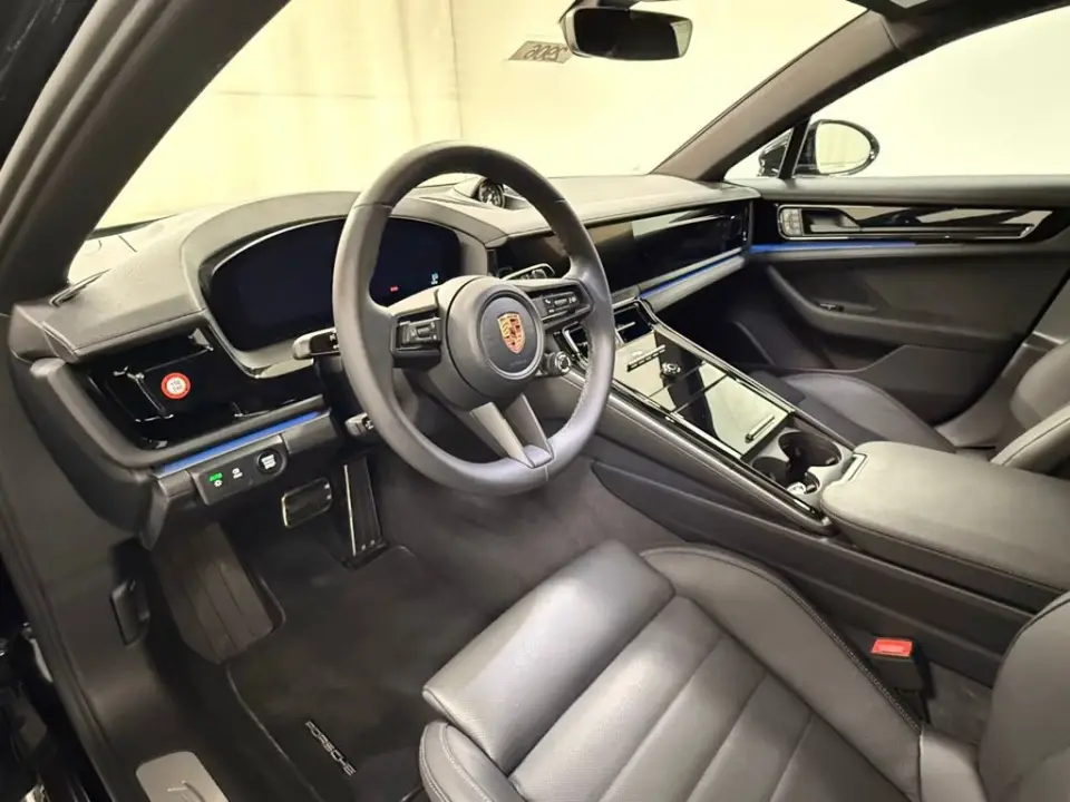 2026 Porsche Panamera Base - Photo 31