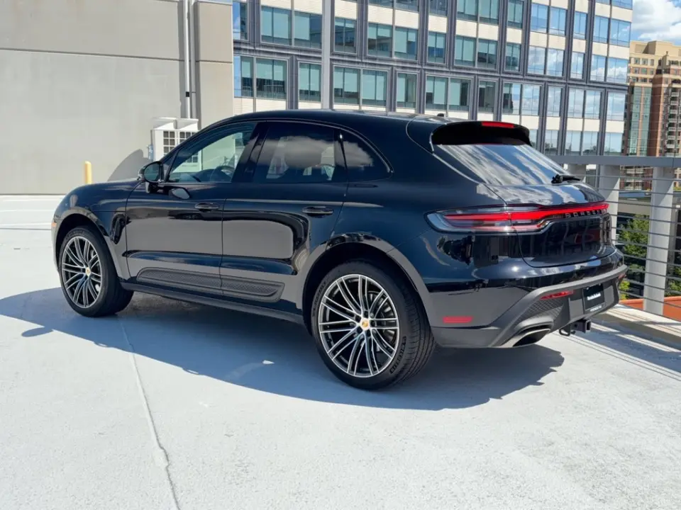 2026 Porsche Macan Base - Photo 23