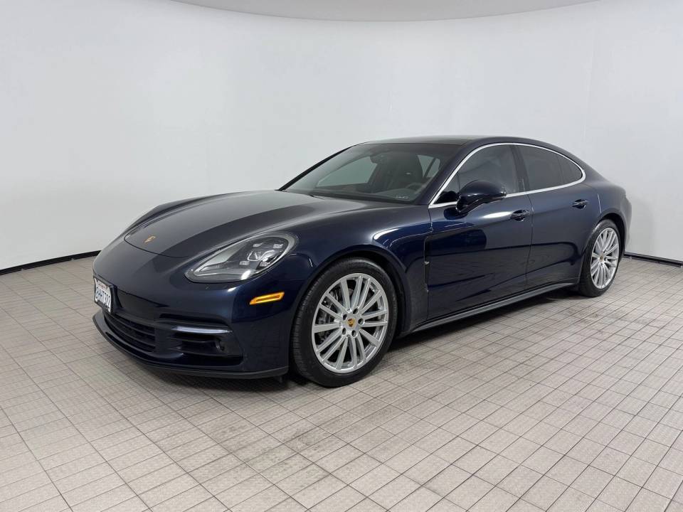 2018 Porsche Panamera