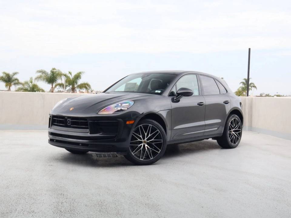 2026 Porsche Macan