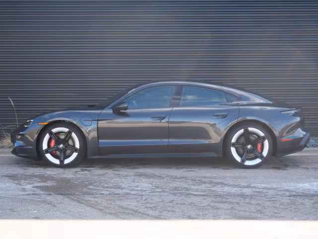 2025 Porsche Taycan S - Photo 10