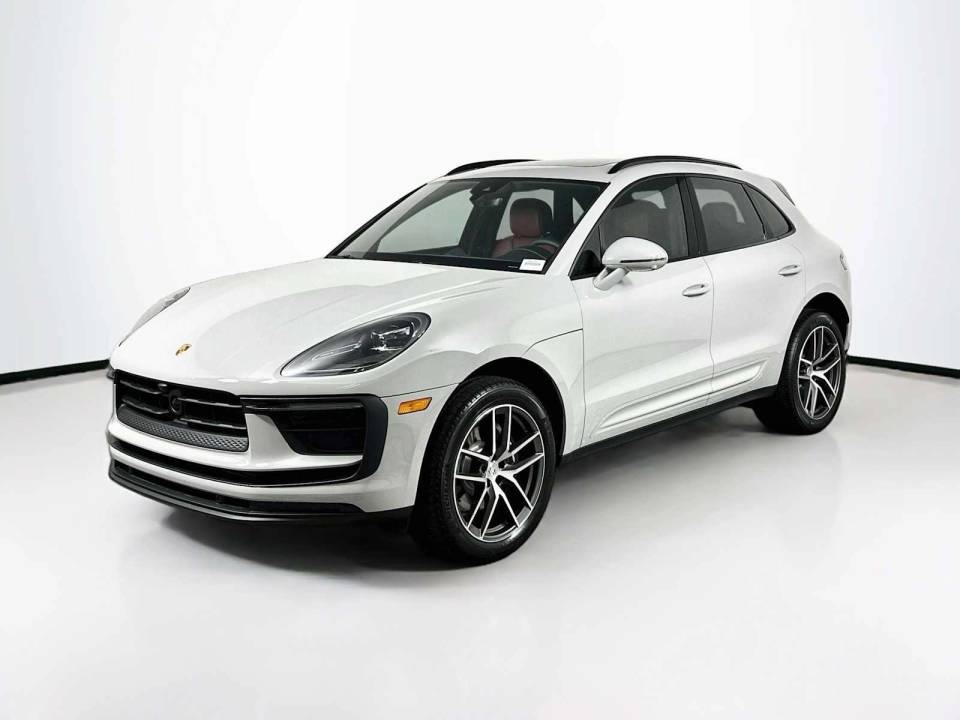 2026 Porsche Macan