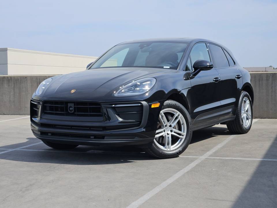 2026 Porsche Macan