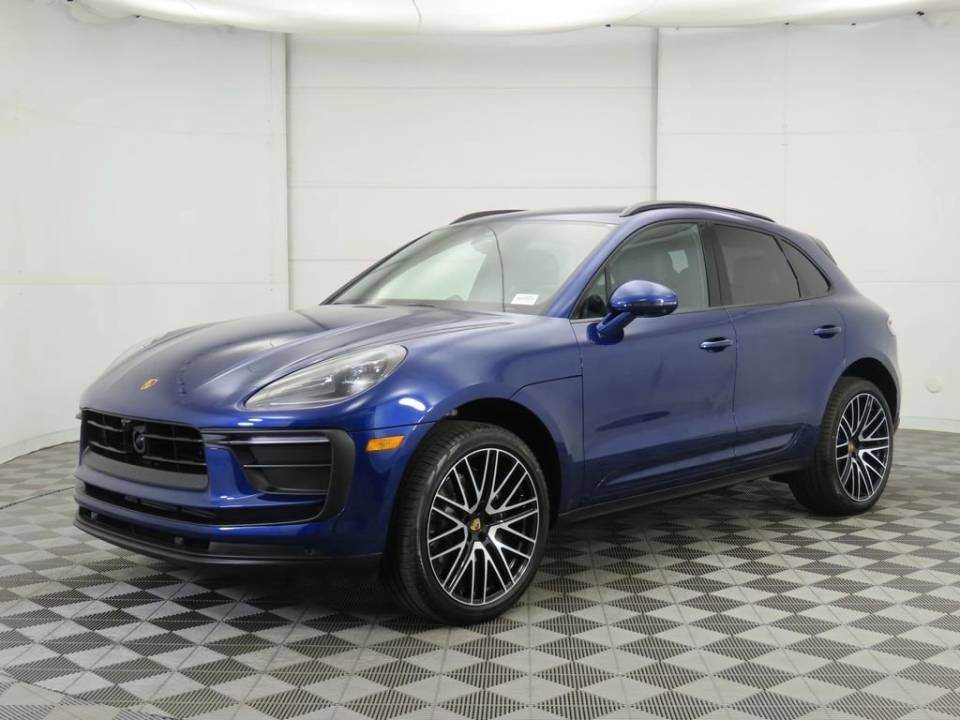 2025 Porsche Macan