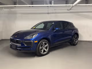 2025 Porsche Macan T's photo