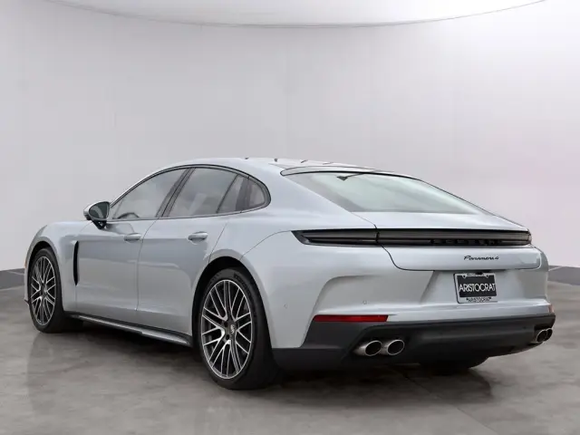 2025 Porsche Panamera Base - Photo 22