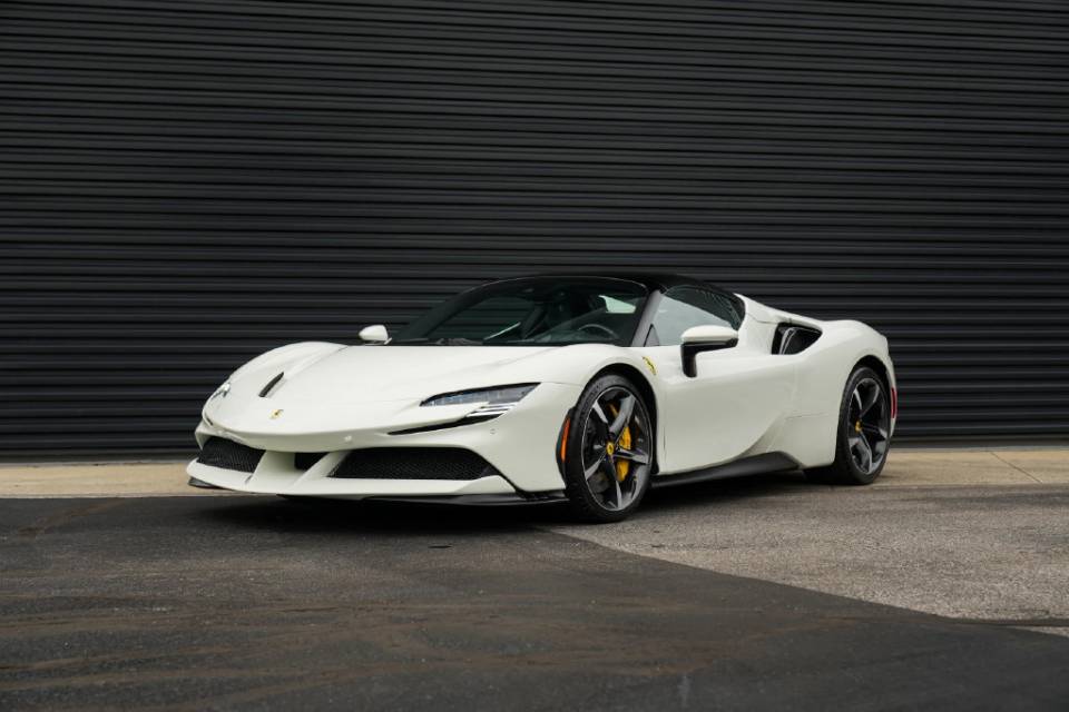2024 Ferrari SF90