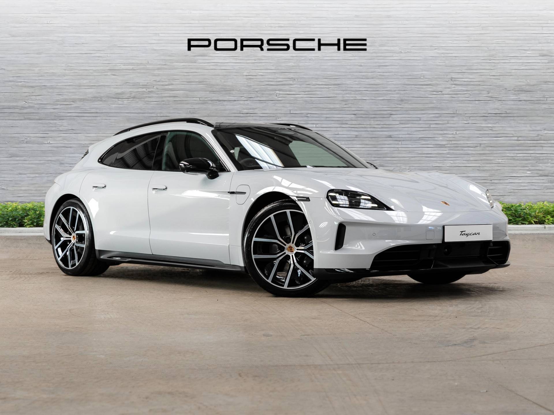 Taycan Sport Turismo, photo 1 of 31