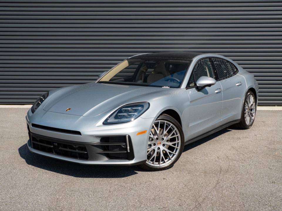 2026 Porsche Panamera