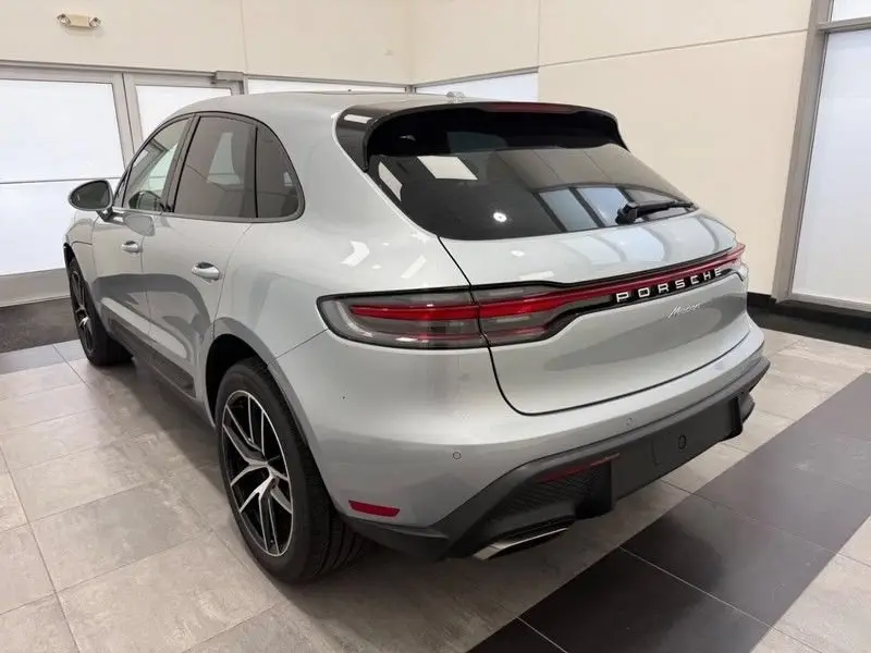 2025 Porsche Macan Base - Photo 23