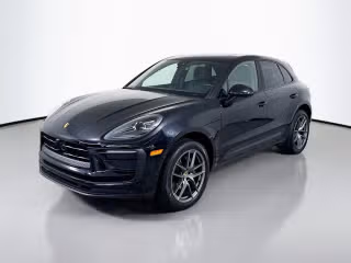 2023 Porsche Macan's photo