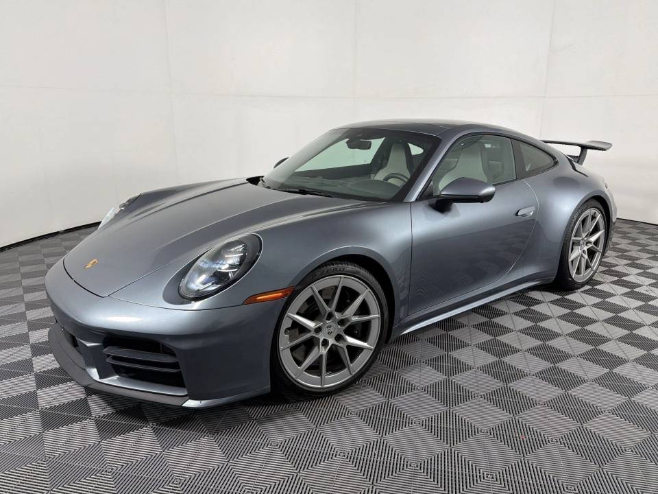 2025 Porsche 911