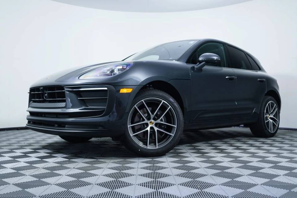 2026 Porsche Macan T