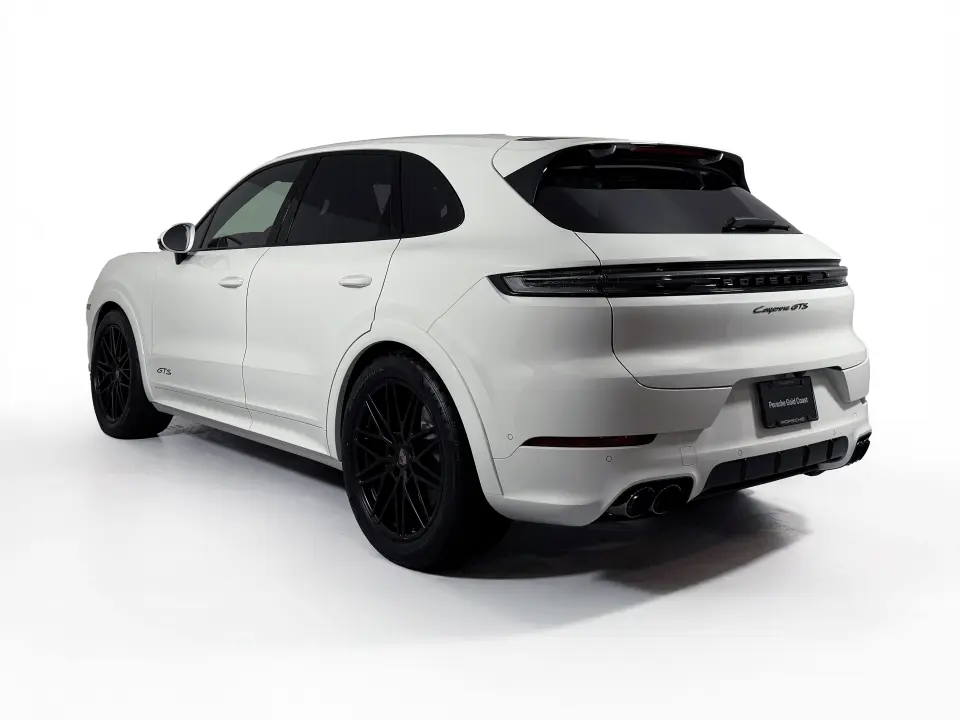 2026 Porsche Cayenne GTS - Photo 23