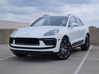 2026 Porsche Macan's photo