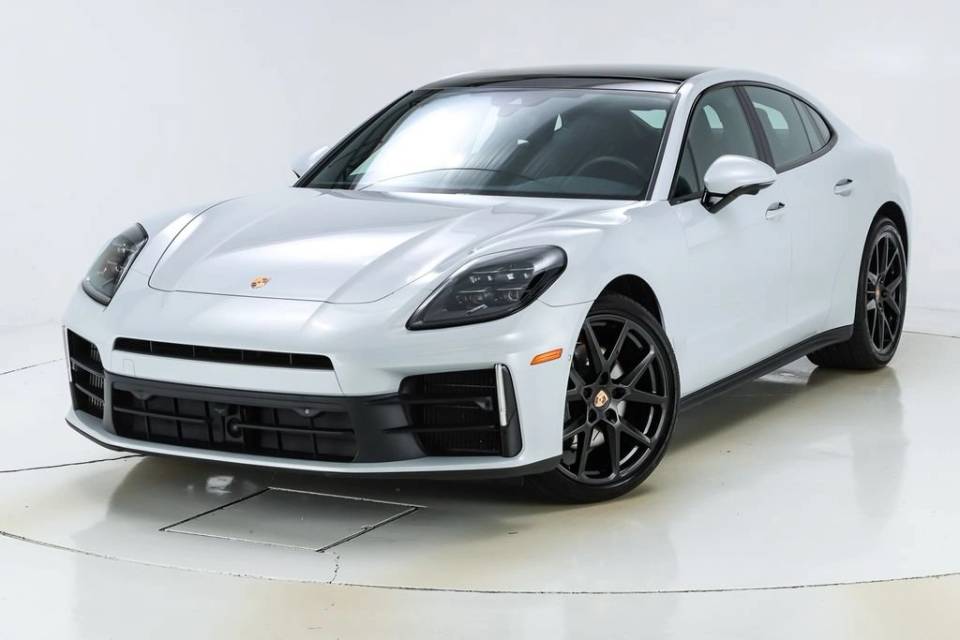 2025 Porsche Panamera