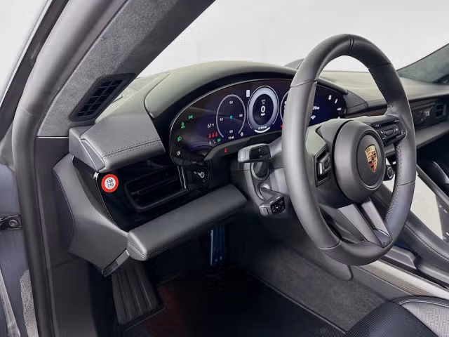 2026 Porsche Taycan GTS - Photo 26