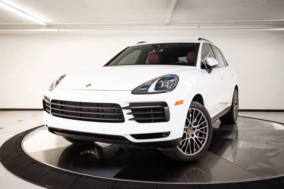 2023 Porsche Cayenne Base