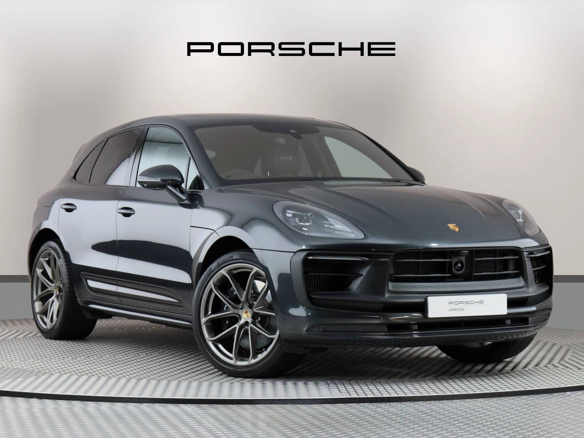 Macan GTS, photo 1 of 42