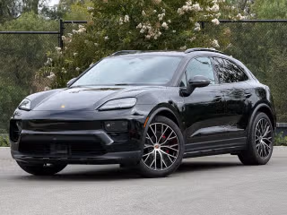 2025 Porsche Macan Macan 4S Electric's photo