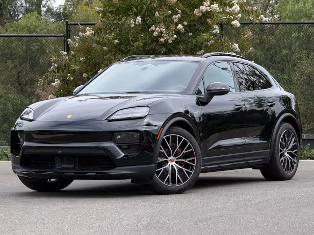 Used 2025 Porsche Macan S with VIN WP1AB2XA7SL154386 for sale in Los Angeles, CA
