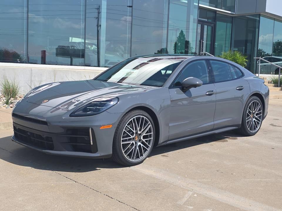 2026 Porsche Panamera
