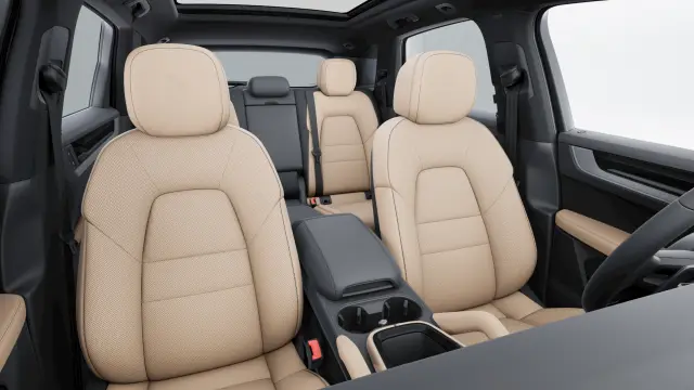 2025 Porsche Cayenne Base - Photo 38