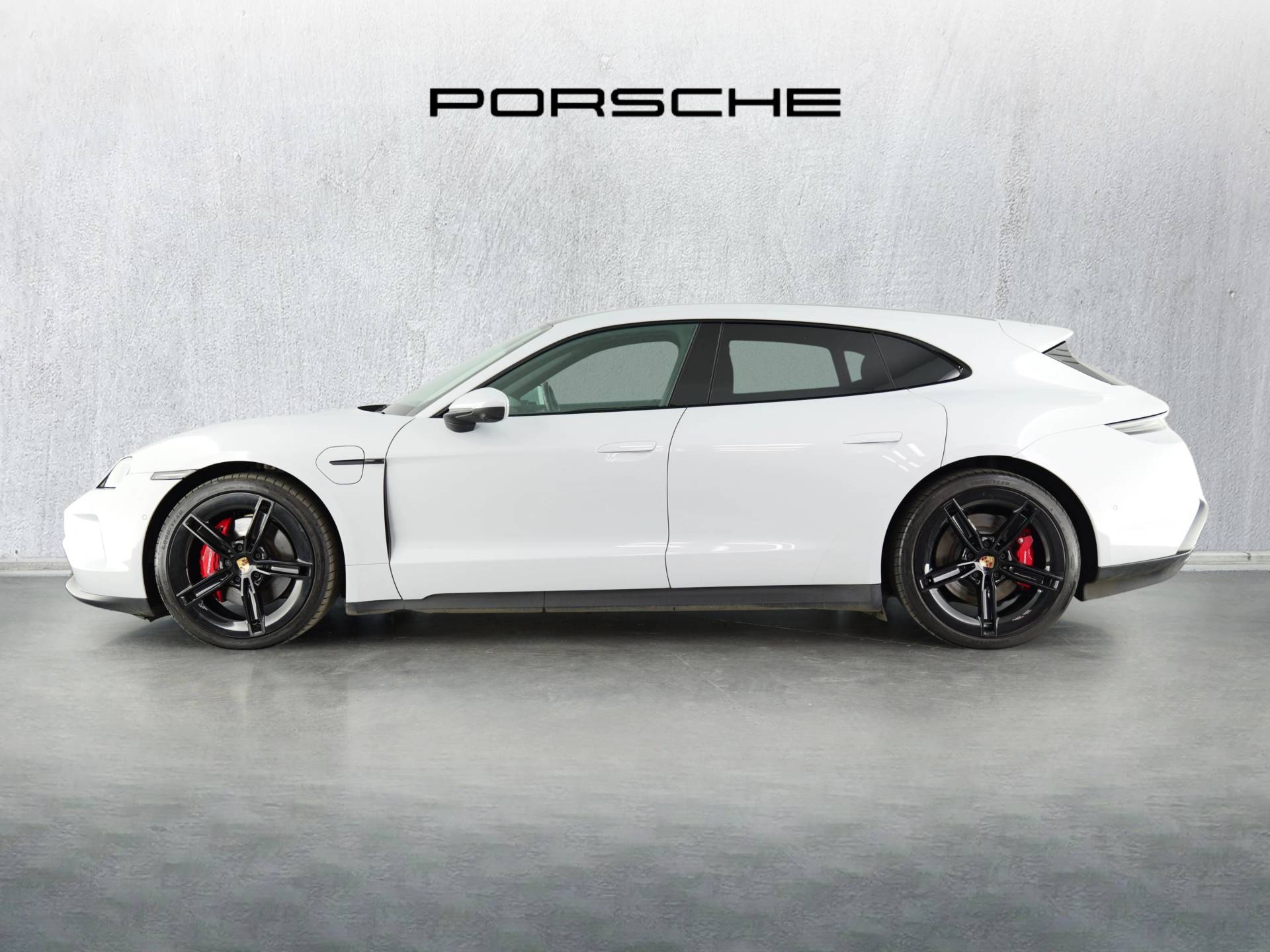 Taycan 4S Sport Turismo, photo 2 of 40