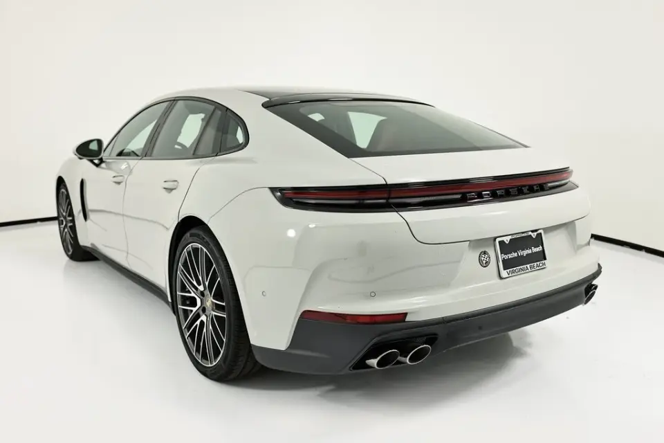 2026 Porsche Panamera Base - Photo 23