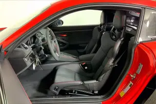 2025 Porsche 718 GT4 RS - Photo 37