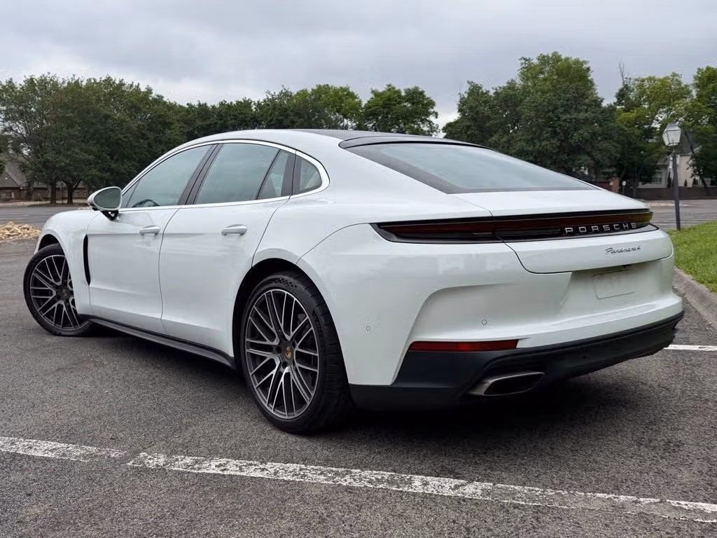 2025 Porsche Panamera Base - Photo 20