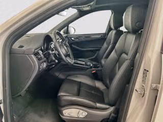 2025 Porsche Macan Base - Photo 33
