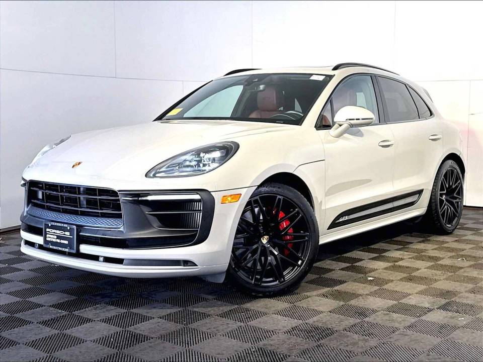 2022 Porsche Macan