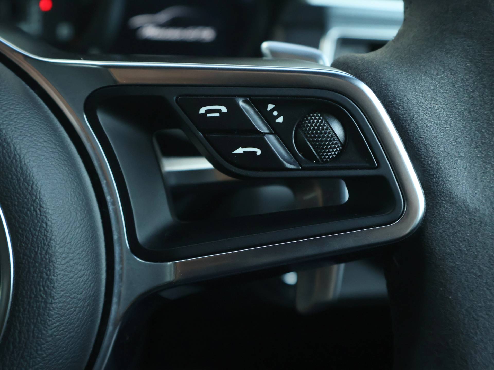 Macan GTS, photo 38 of 38