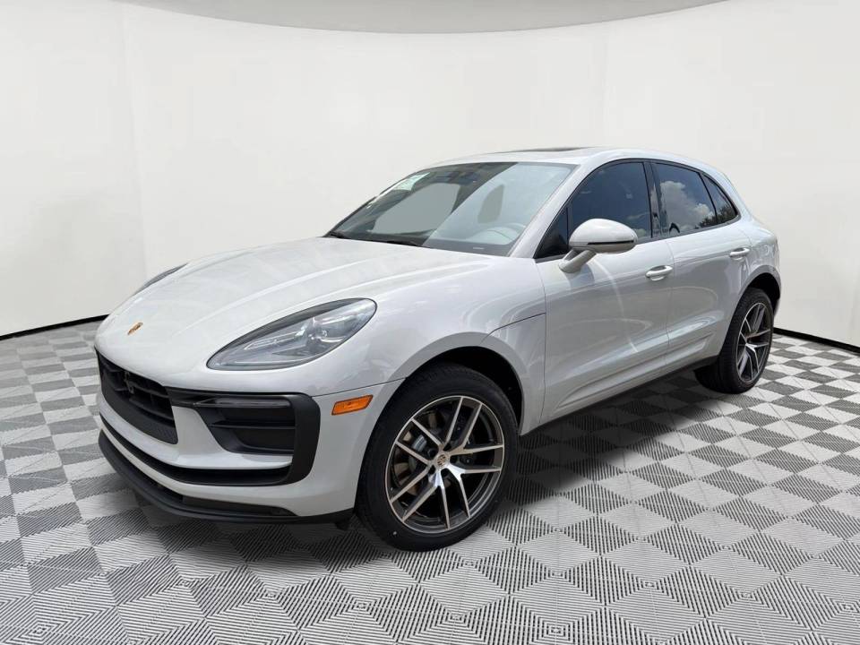 2026 Porsche Macan