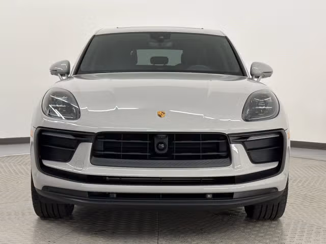 2026 Porsche Macan Base - Photo 34