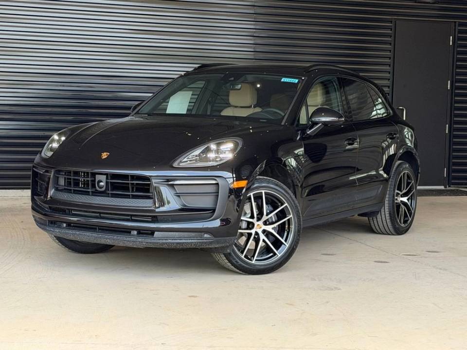 2026 Porsche Macan