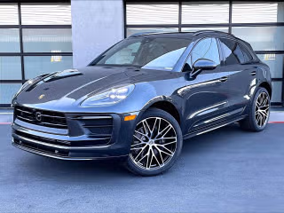 2026 Porsche Macan's photo