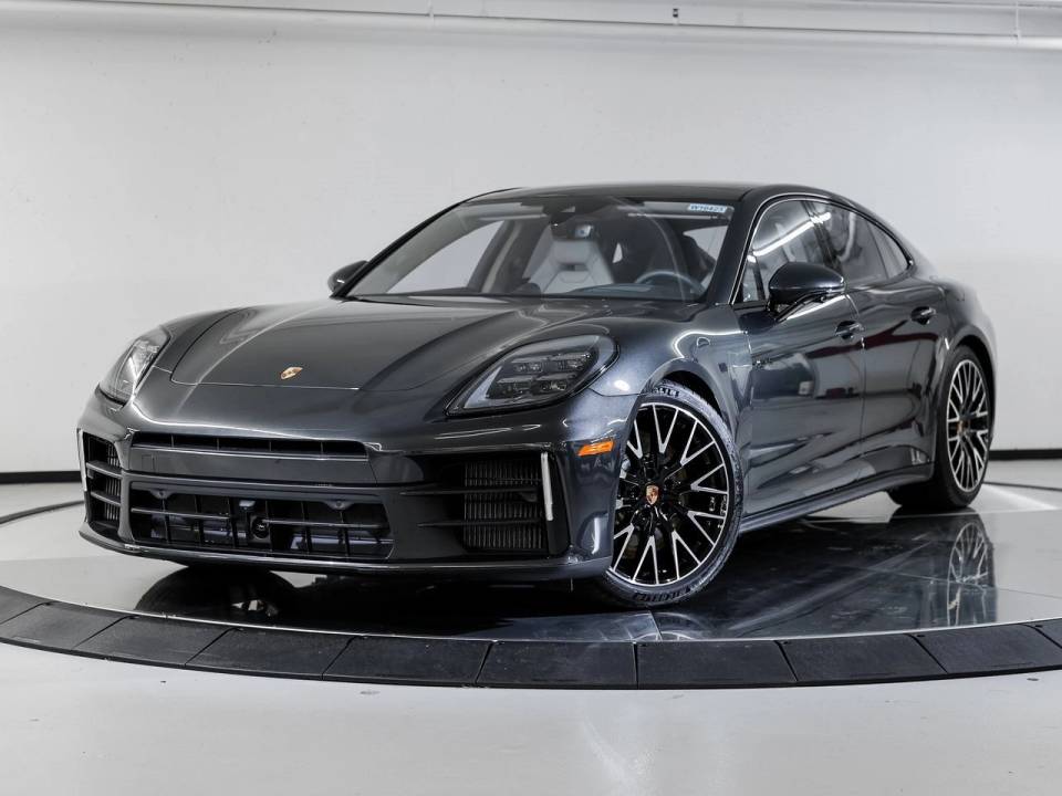 2026 Porsche Panamera