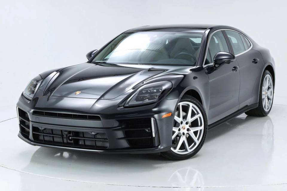 2026 Porsche Panamera