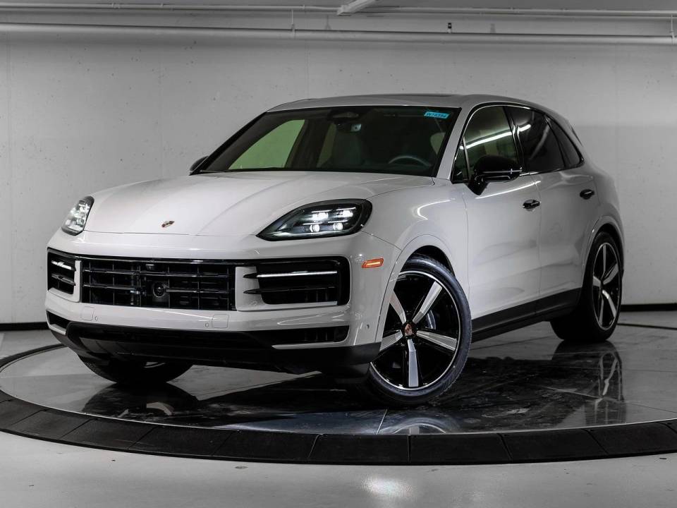 2026 Porsche Cayenne Base