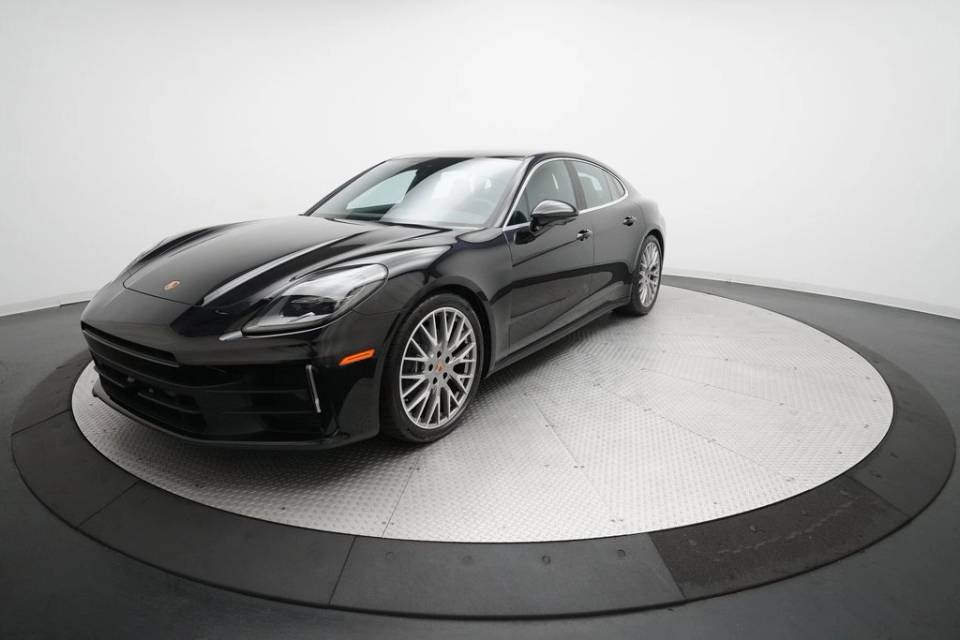 2026 Porsche Panamera