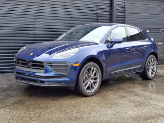 2025 Porsche Macan's photo