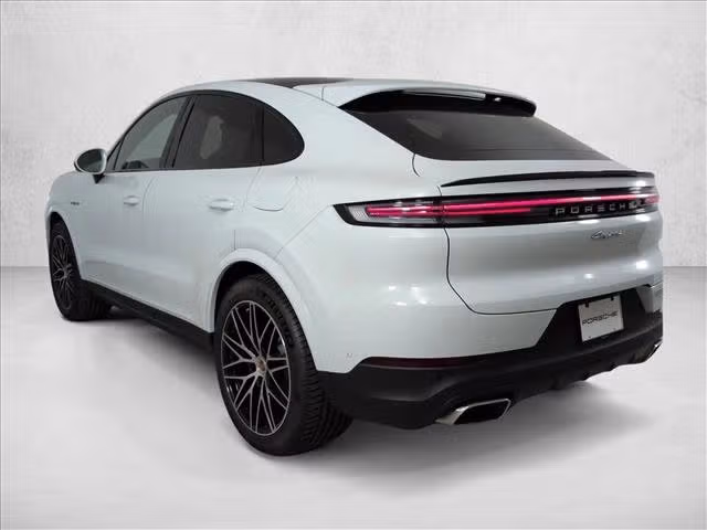 2026 Porsche Cayenne Coup E-Hybrid - Photo 20
