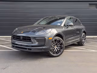 2026 Porsche Macan T's photo