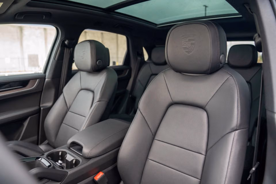 2026 Porsche Cayenne S - Photo 35
