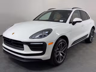 2026 Porsche Macan -'s photo