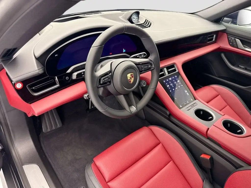 Photo 32